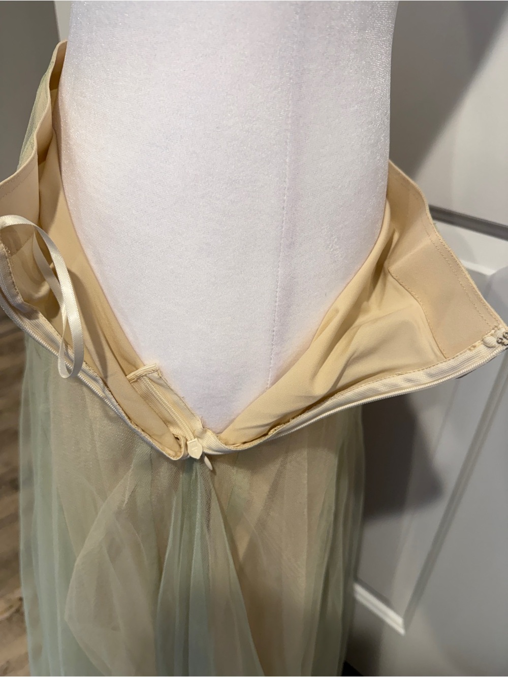 Lacemade Fairy Wildflower Green Floral Corset and Tulle Skirt Women's Size L New - Picture 10 of 14